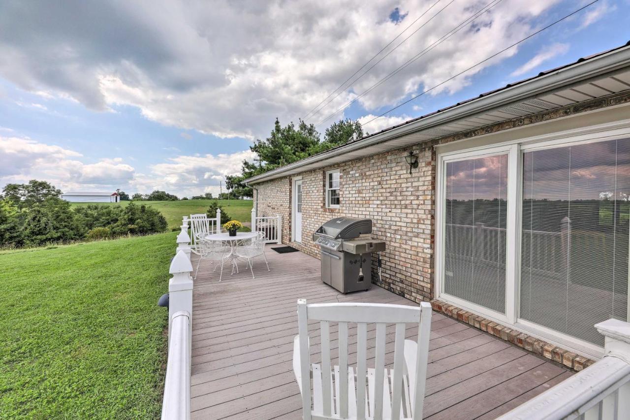 Villa Charming Williamstown Retreat With Private Yard Exterior foto